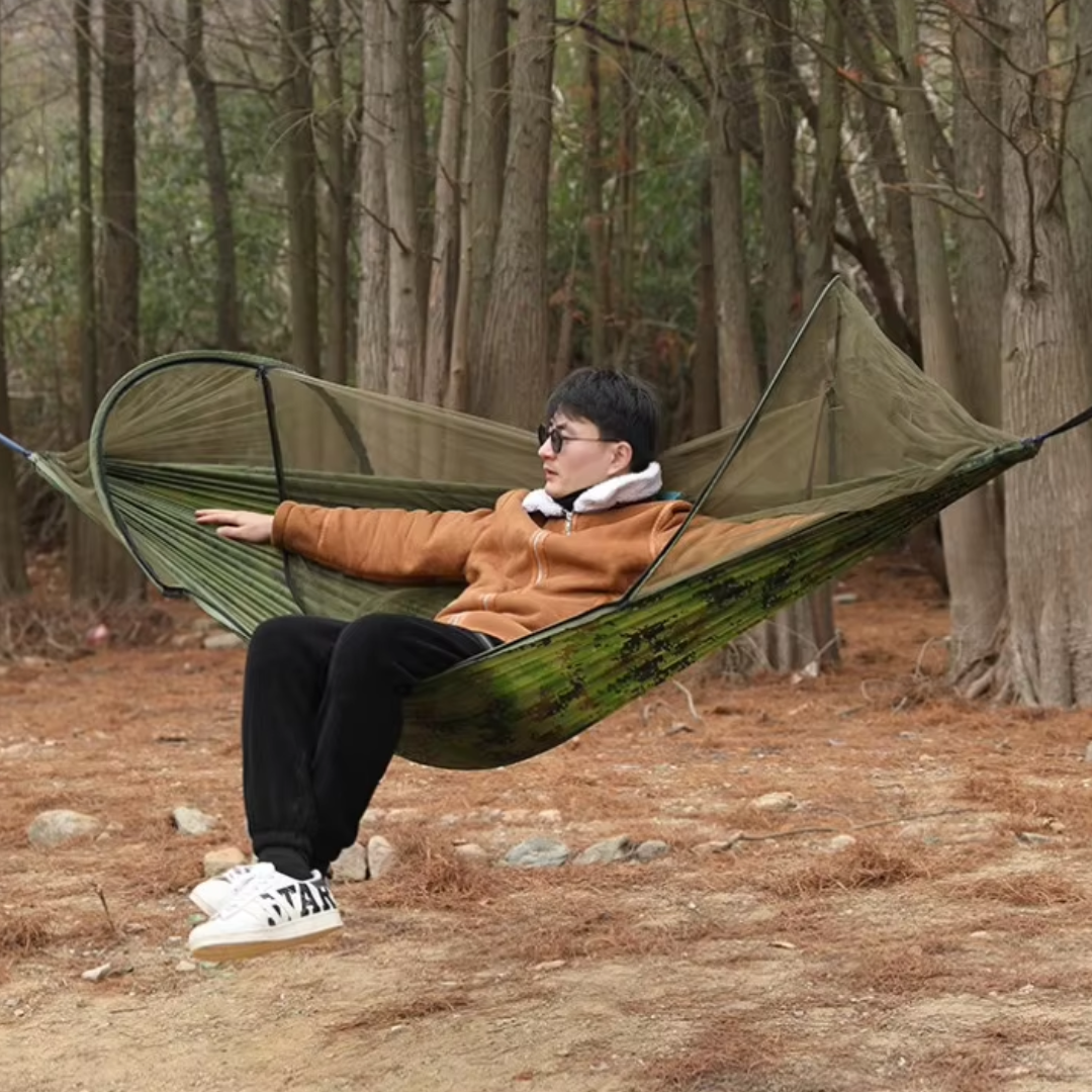 Wildaro – Lightweight Hammock with Integrated Mosquito Net for Outdoor Use