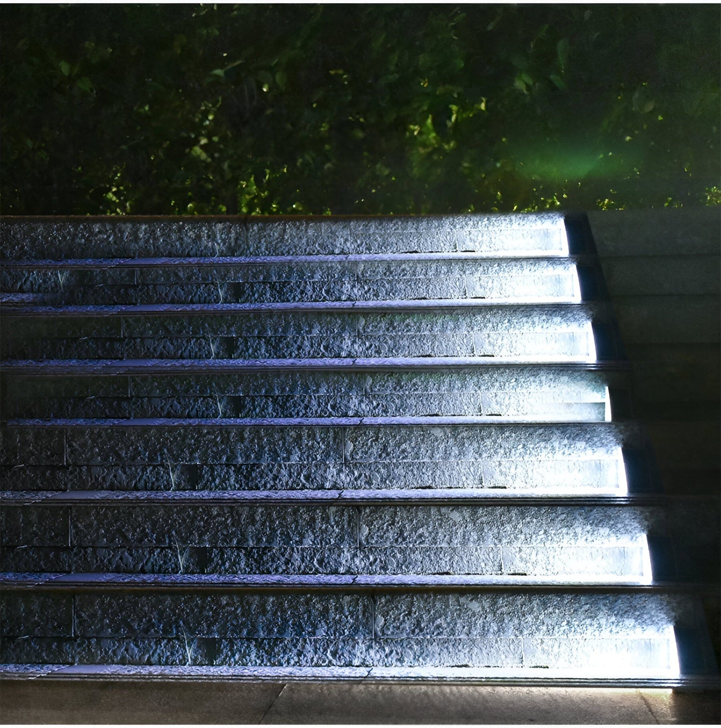2 Stuks Driehoekige Zonne-energie Stapverlichting Waterdichte LED Buiten Tuinverlichting