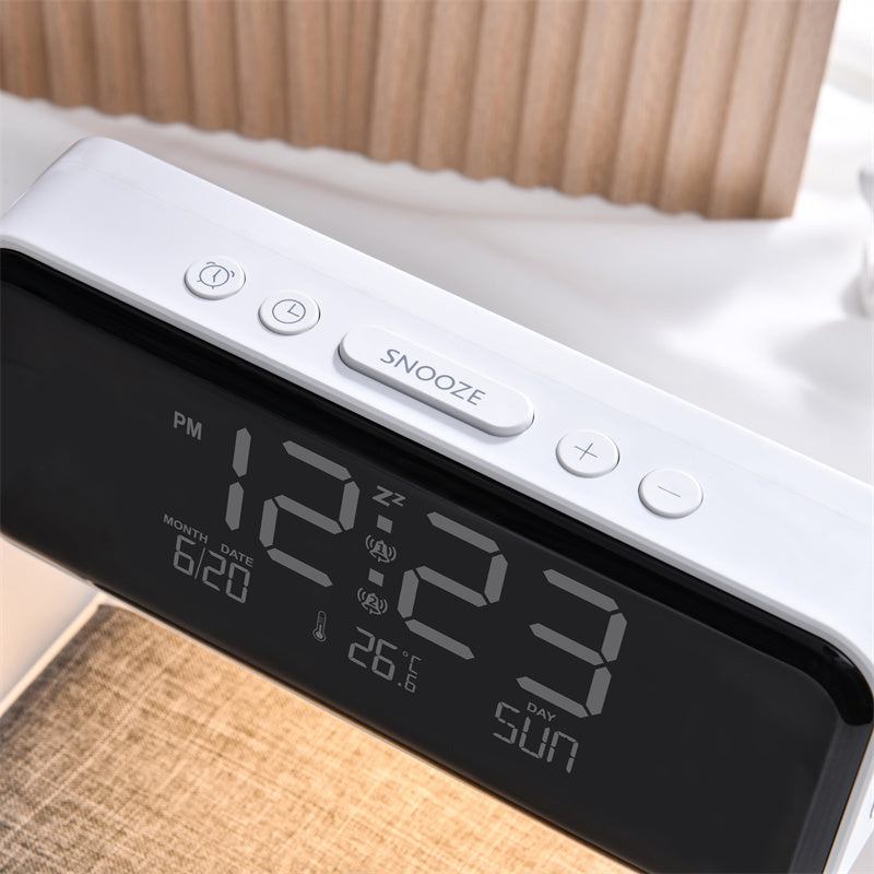 3-in-1 bedlamp met draadloze oplader en wekker