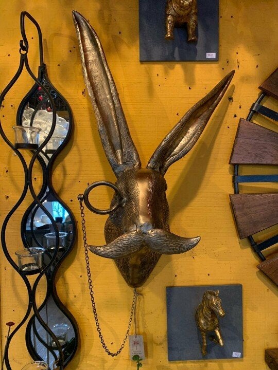Dierenkop wanddecoratie stijlvolle speelse resin wandkunst