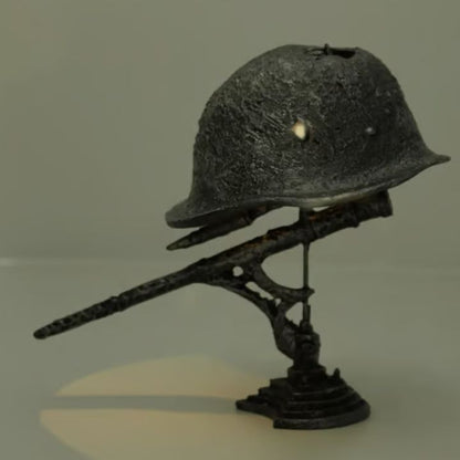 AntiqueLume vintage stalen helm tafellamp