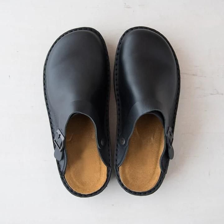 Berken heren leren slippers met verstelbare band en zachte voetbed