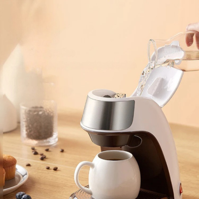 CaféNest Compacte Automatische Koffiemachine met Keramische Kop