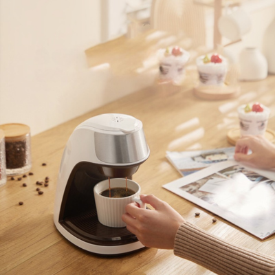 CaféNest Compacte Automatische Koffiemachine met Keramische Kop