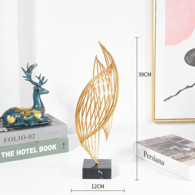 Curvique Abstracte Gouden Metaalsculptuur voor Woondecoratie