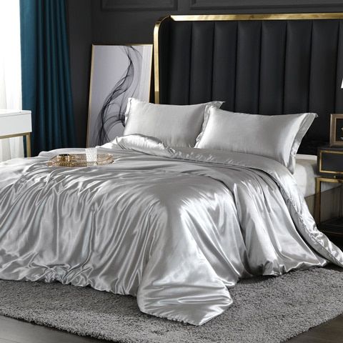 Elegante satijnen zijden beddengoed set luxe zachte lakens