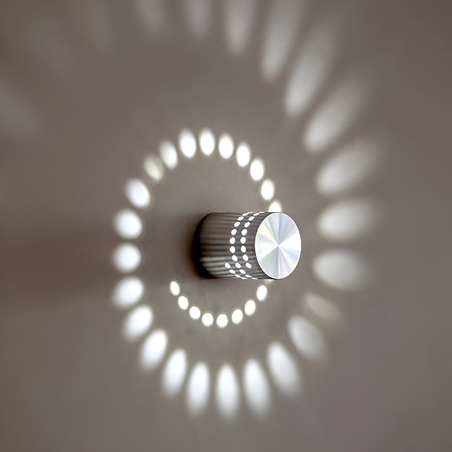 LuminBlast LED spiraal wandlamp kleurrijke moderne binnenwandlamp