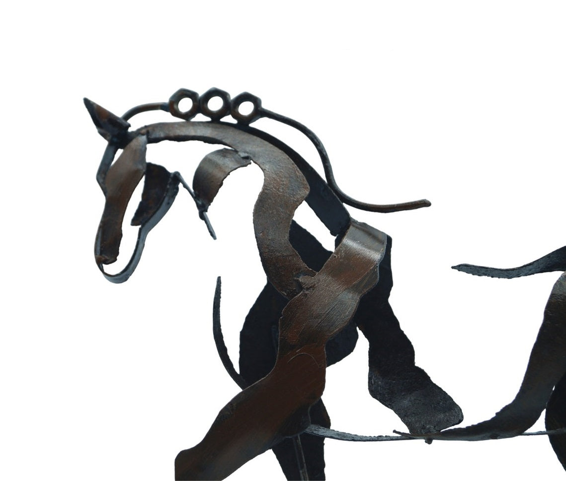 MareMetal Handgemaakte Metalen Paardensculptuur Decoratief Kunstwerk