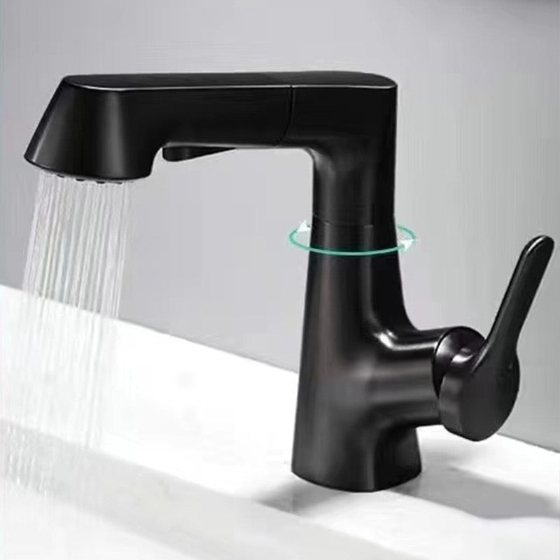 Moderne badkamer wastafelkraan met uittrekbare sproeikop