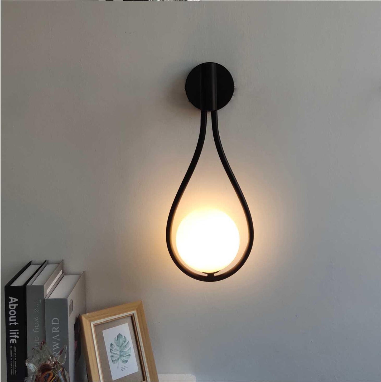 Noordse Minimalistische LED Wandlamp – Moderne Sfeerverlichting Binnen