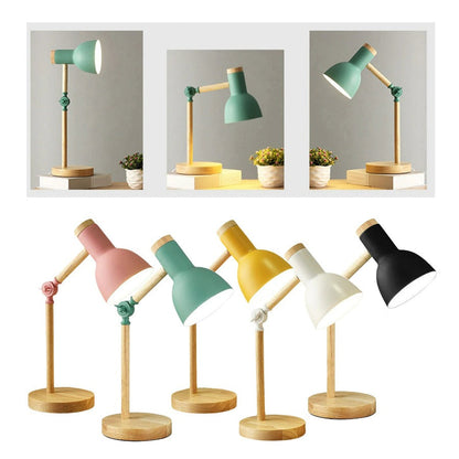 Noordse houten bureaulamp met verstelbare arm voor moderne sfeerverlichting