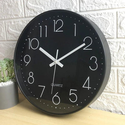 Stille niet-tikkende wandklok modern minimalistisch 30cm