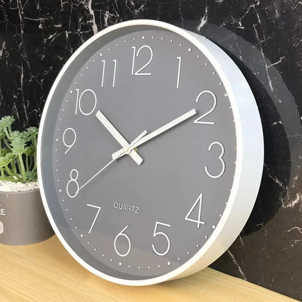 Stille niet-tikkende wandklok modern minimalistisch 30cm