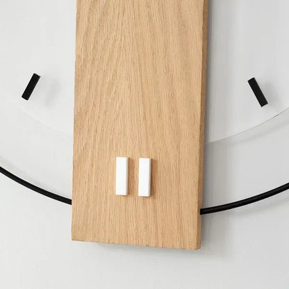 SilentOak minimalistische houten wandklok stil modern ontwerp