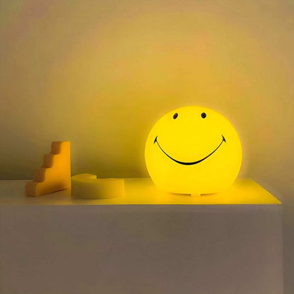 SmileyGlow dimbare LED-nachtlamp met warm sfeerverlichting