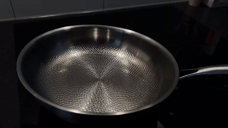 Titan Premium Titanium Koekenpan Niet-Gecoat Inductieklaar