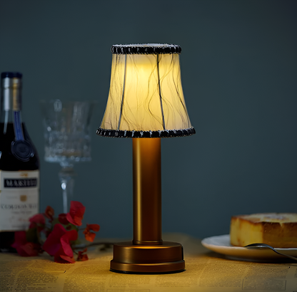 Vintage Flare dimbare tafellamp met stoffen kap