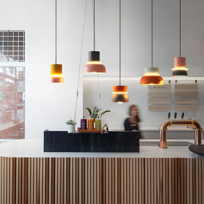 VividGlow macaron LED hanglamp met kleurrijk modern design voor stijlvolle sfeerverlichting