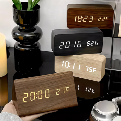 WakeyCue houten LED wekker met temperatuur- en vochtigheidsweergave