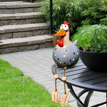 Sprookjesachtige grote oog kippen tuinbeeld met weerbestendig ontwerp
