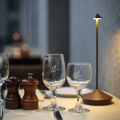 Draadloze LED-tafellamp met oplaadbare batterij en modern design