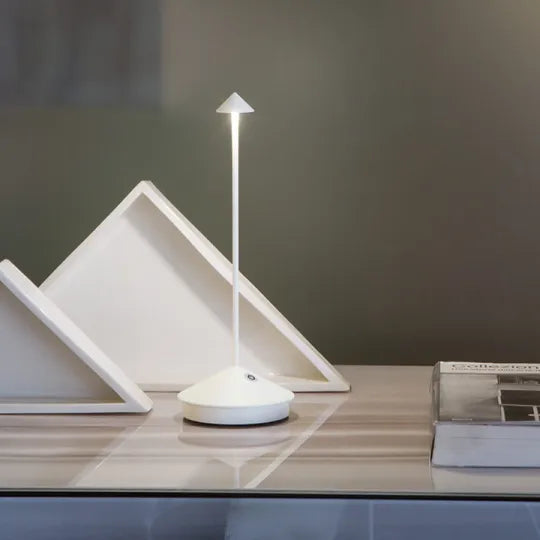 Draadloze LED-tafellamp met oplaadbare batterij en modern design